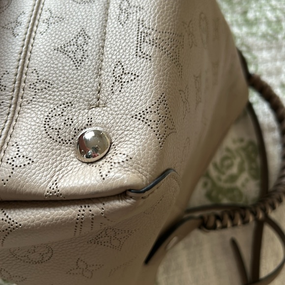 RARE Louis Vuitton Mahina Hina braided handles crossbody tote - Picture 13 of 15
